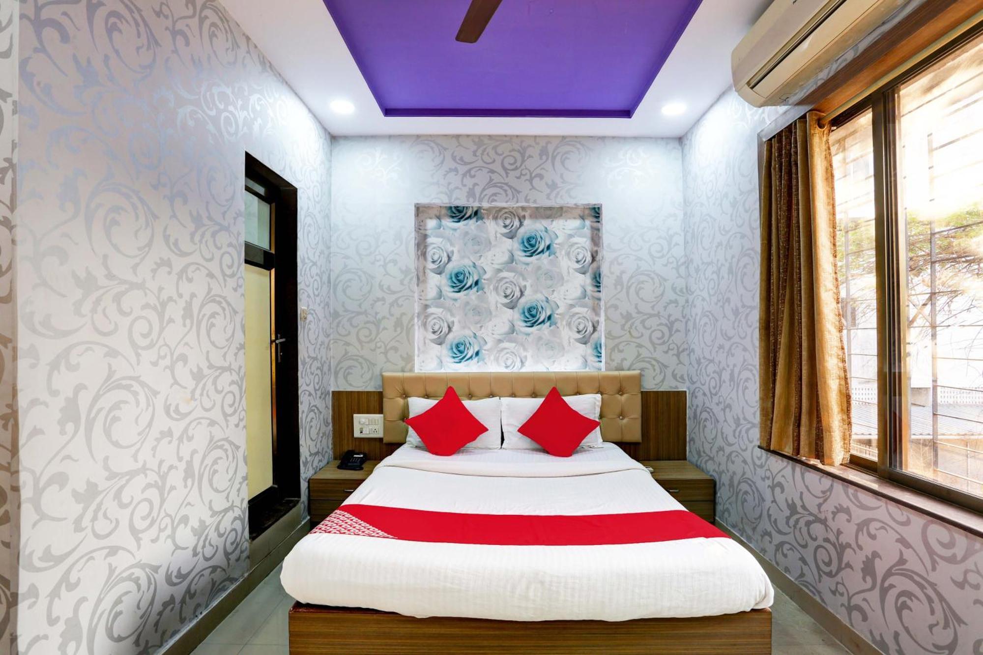 Super Hotel O Yatri Yadgar 纳威孟买 外观 照片